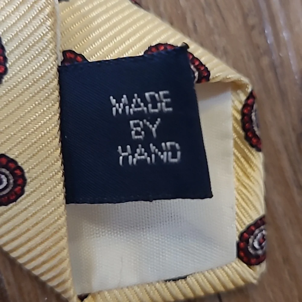 Ralph Lauren Gold and Black Paisley Tie used good condition‎
